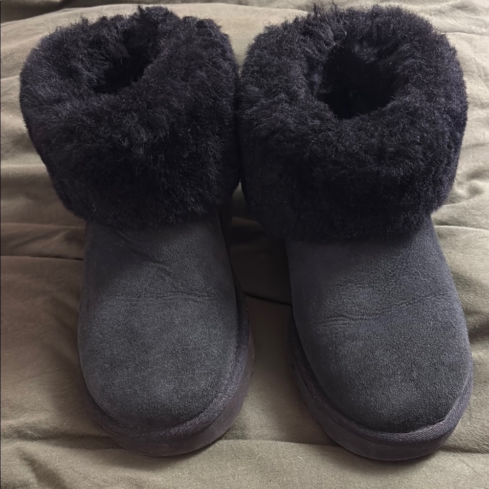 Ugg boots size 5